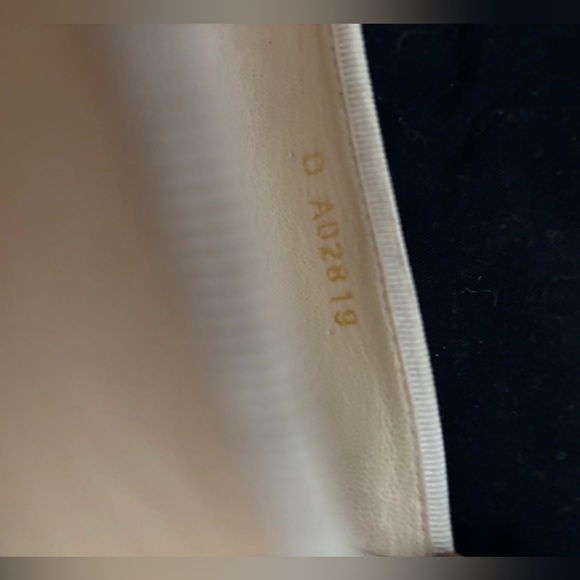 CHANEL Beige and Black Ballet Flats - Picture 9 of 11